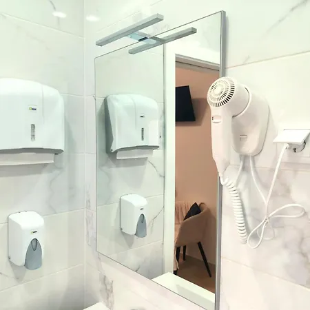 Mar Rosa, Estacionamento Gratuito